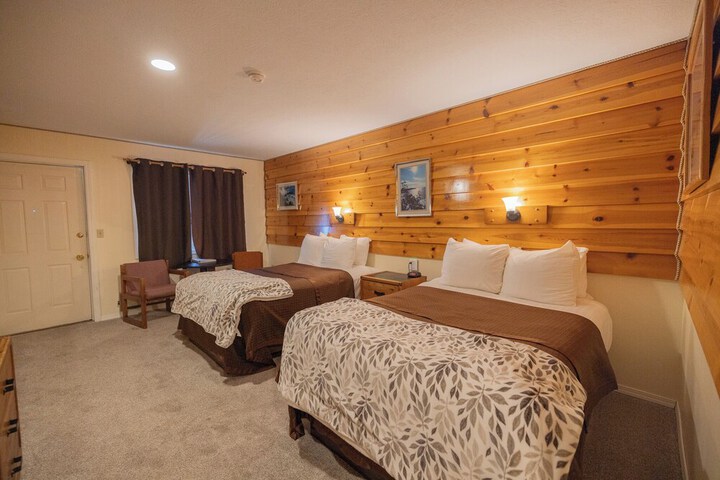 Room 33 of 52