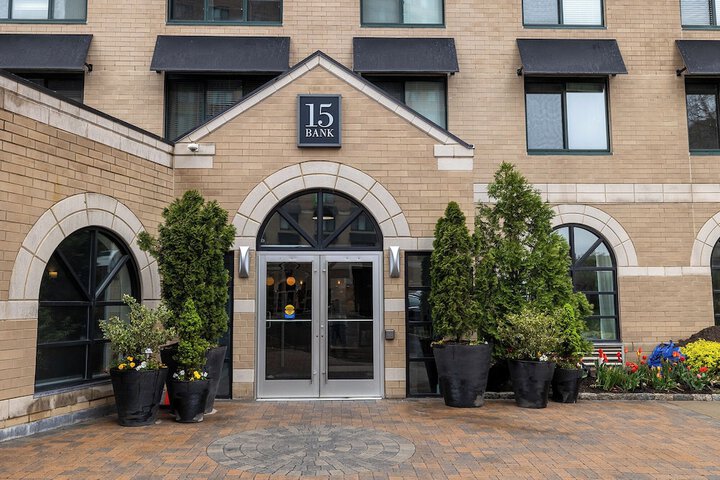 15 Bank Apartments
