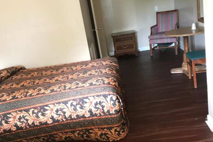 Room 19 of 23
