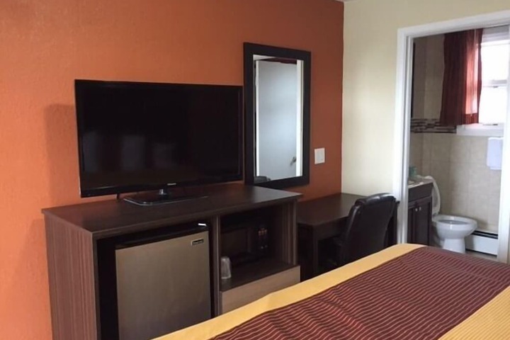 Budget Inn