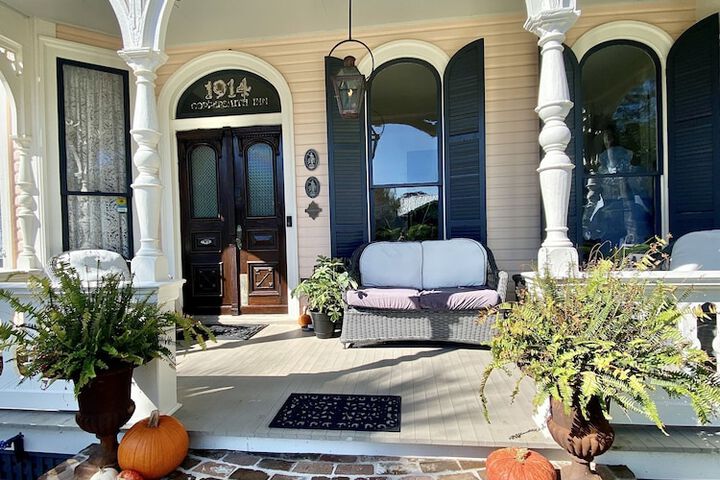 Coppersmith Inn B & B