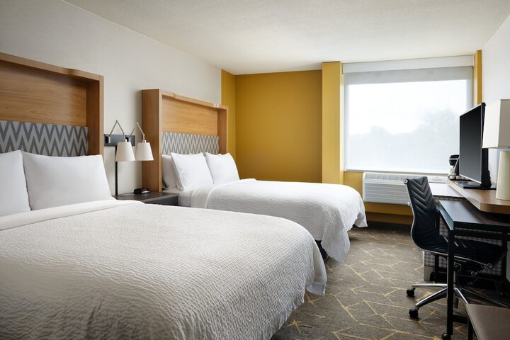 Room 20 of 35