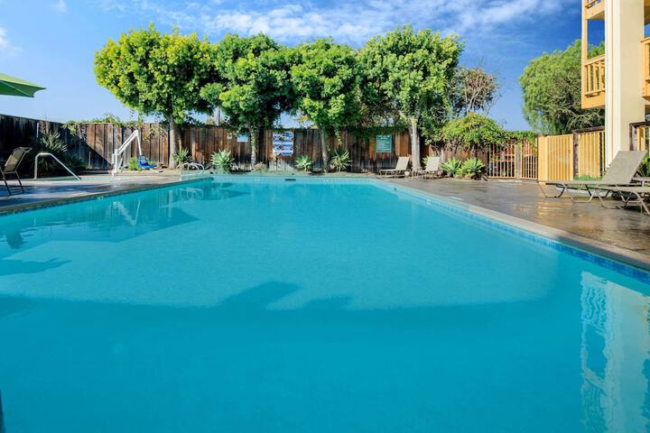 Pool 5 of 34