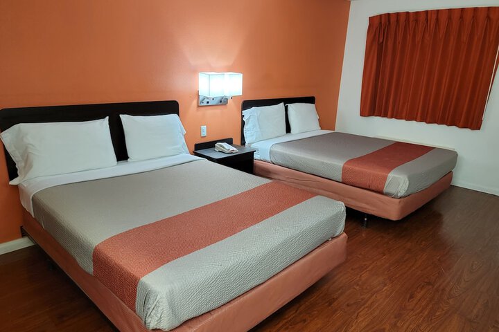Room 42 of 58