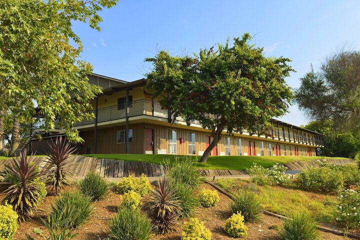 Carlton Oaks Lodge an Ascend Collection Hotel