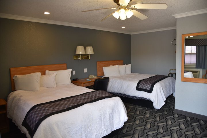 Room 32 of 45
