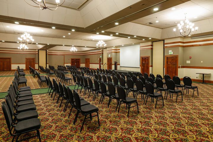 Holiday Inn West Yellowstone by IHG.