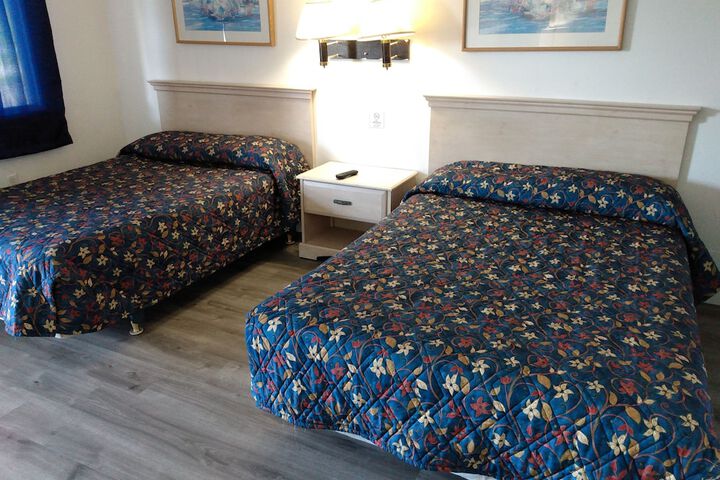 Room 12 of 34
