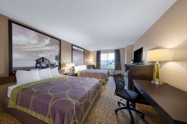 Super 8 by Wyndham Jackson MN