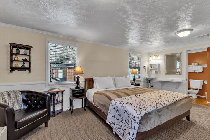 Room 159 of 256