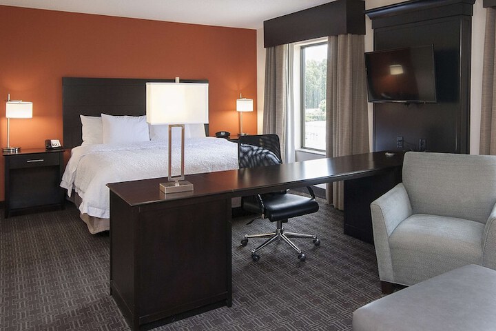 Hampton Inn & Suites Seneca-Clemson Area