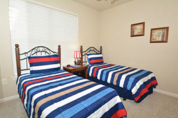 Rent a Villa Eagle Management Davenport