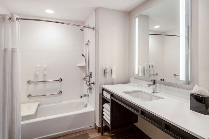 Hilton Garden Inn Pomona Chino