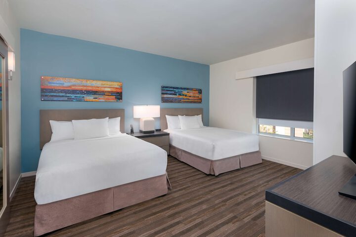 Room 34 of 60