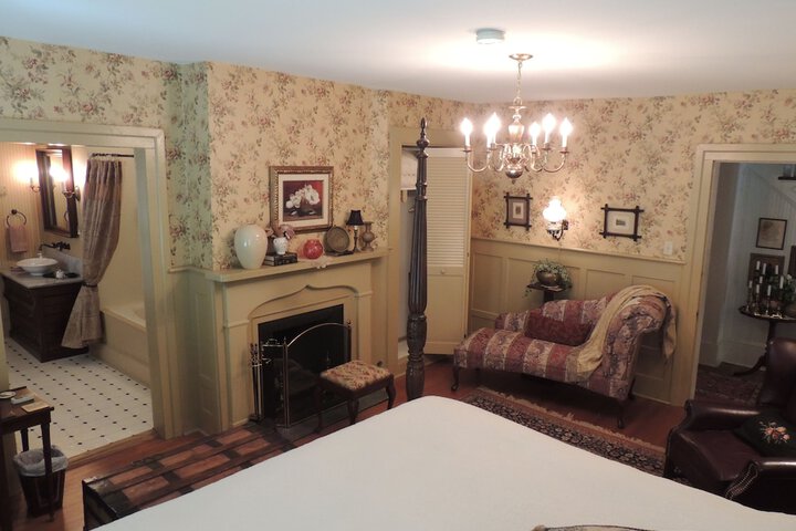 Room 16 of 45