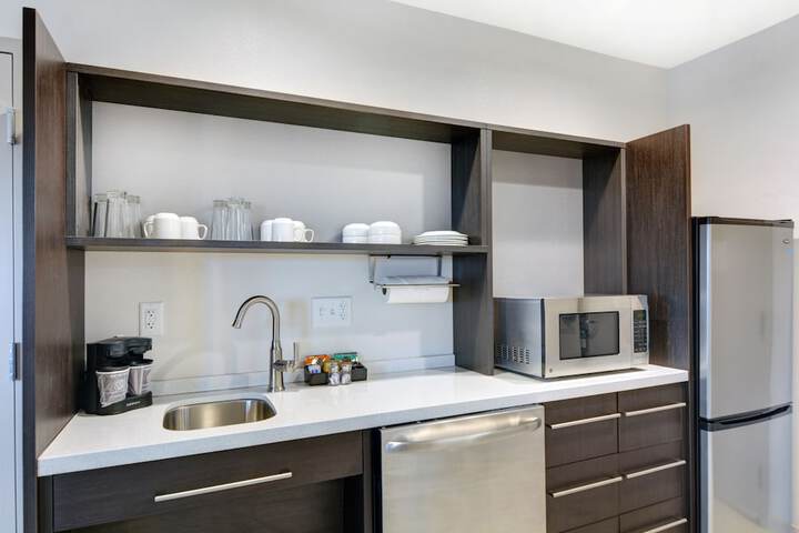 Home2 Suites by Hilton Raleigh Durham Airport RTP