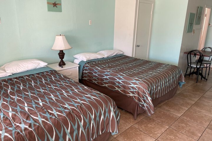 Room 17 of 20