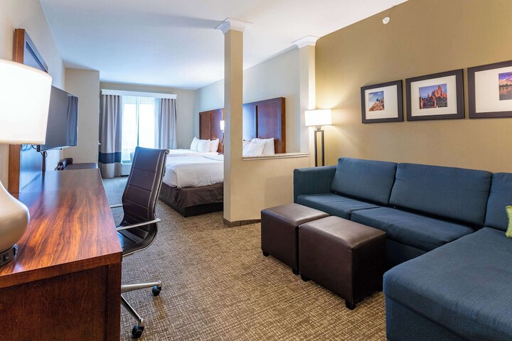 Room 16 of 42