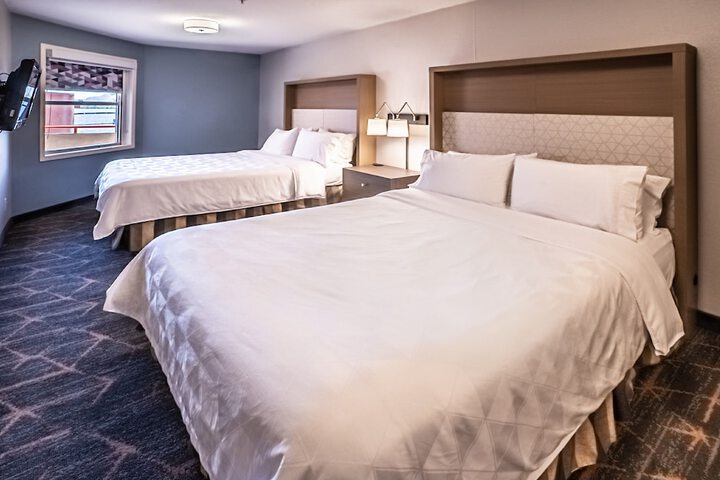 Holiday Inn Hotel & Suites Osoyoos by IHG