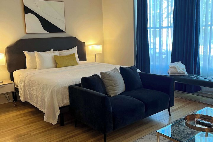 Room 43 of 50