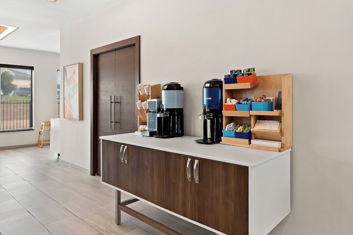 Holiday Inn Express & Suites Perry by IHG