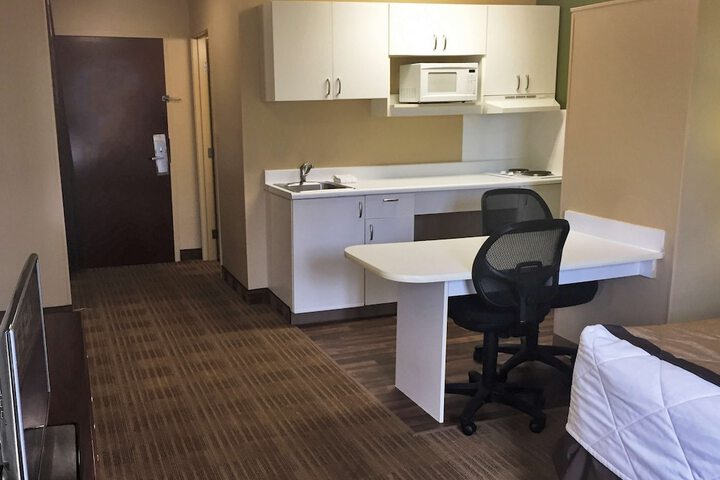 Room 15 of 24