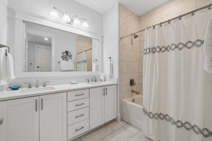 Prominence on 30A by Panhandle Getaways