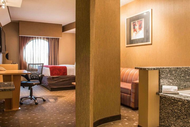 Comfort Suites Monroeville - Pittsburgh East