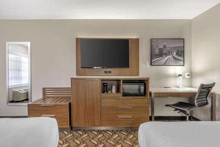 Best Western Airport Plaza Hotel – LAX  Airport LA Stadium