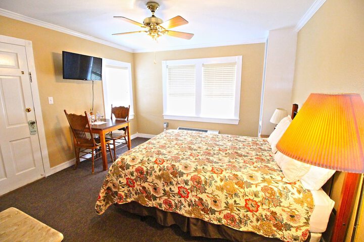 Room 38 of 67