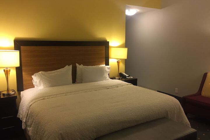Room 16 of 118