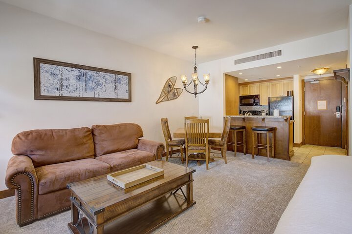Room 185 of 261