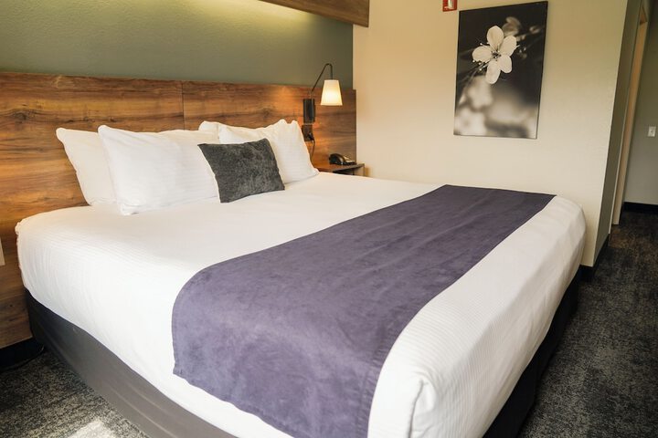 Hotel Ruby Ponderay / Sandpoint