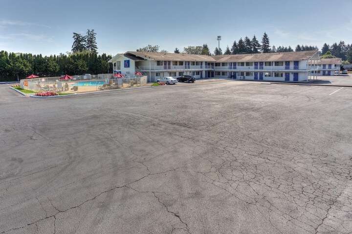 Motel 6 Tigard OR - Portland South - Lake Oswego