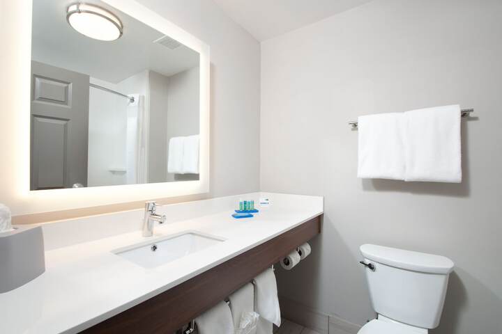 Holiday Inn Express Quantico - Stafford by IHG