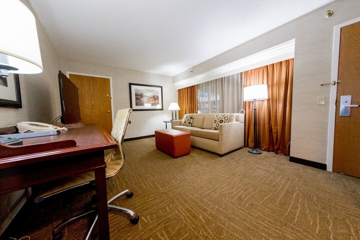 Embassy Suites by Hilton Lexington Green
