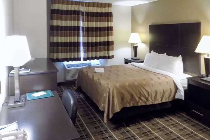 Room 50 of 61