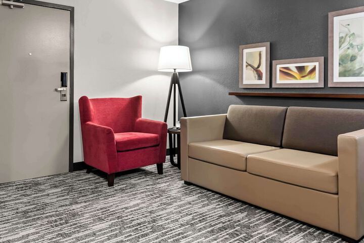 Room 16 of 26