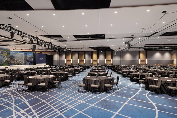 Loews Arlington