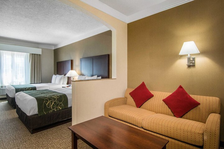 Comfort Suites Linn County