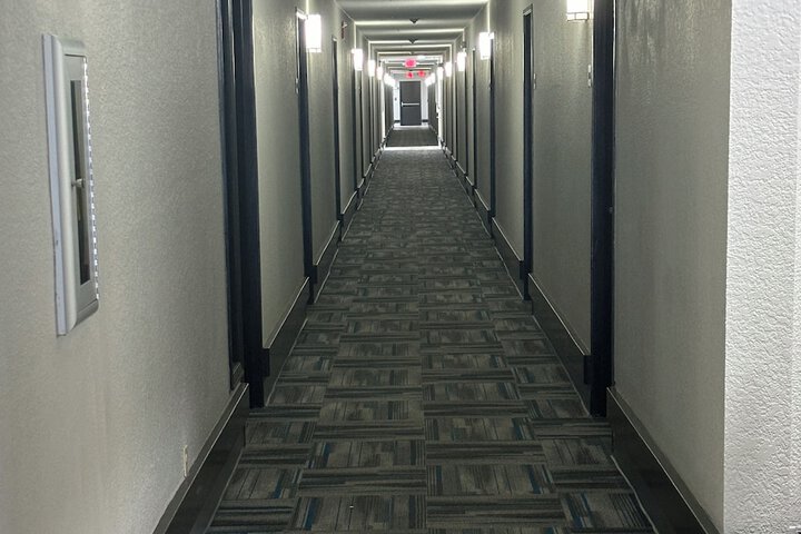 Ballroom/Hall 48 of 49