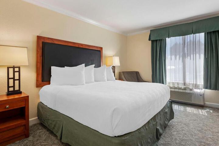 Best Western Plus Eagle / Vail Airport