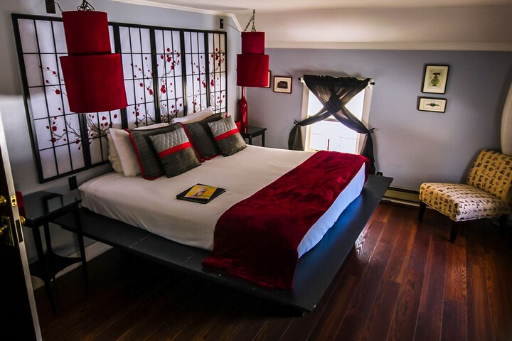Admiral Peary Inn Bed & Breakfast