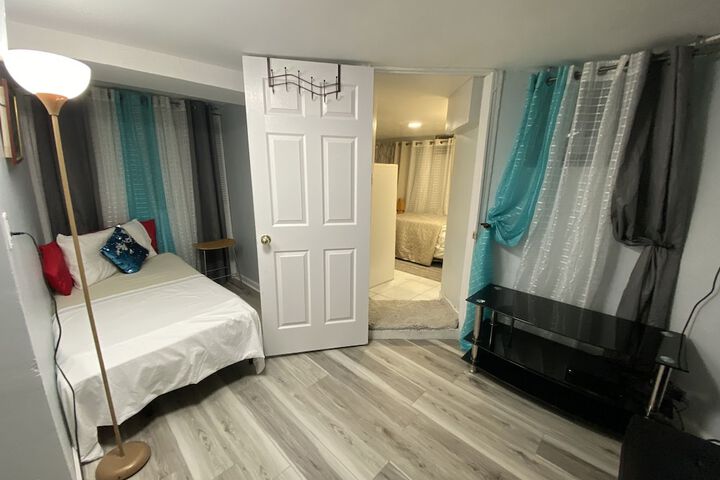 Nice 2 bedroom Apt With Patio