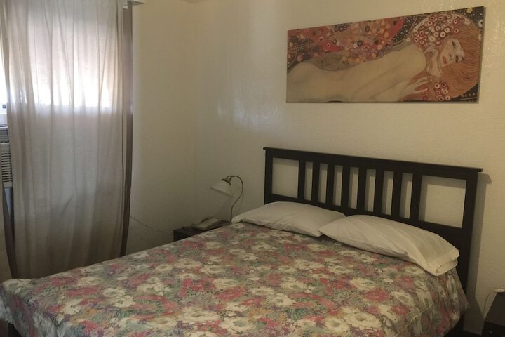 Room 8 of 38