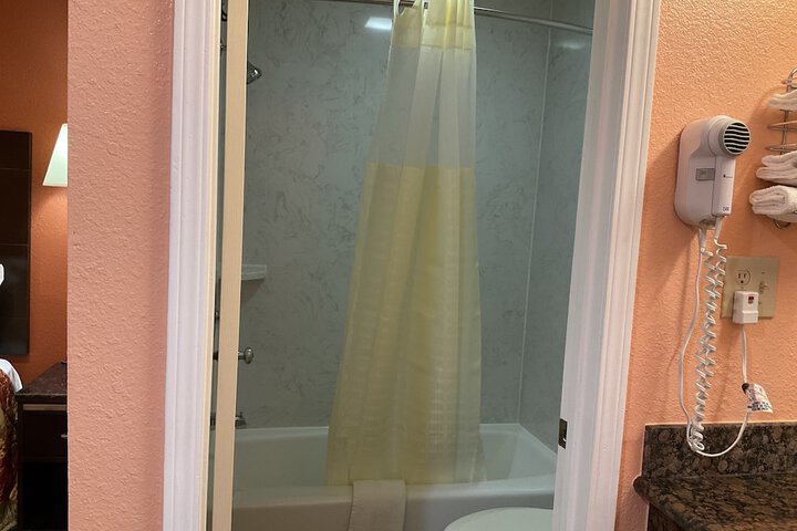 Room 37 of 44