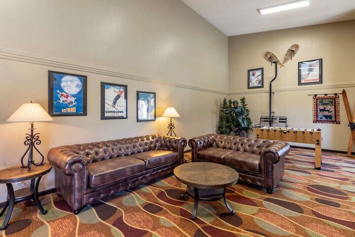 Hotel Interior 19 of 48