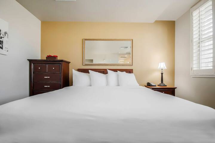 Room 33 of 55
