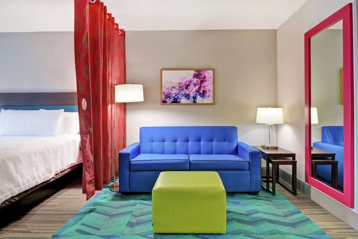 Room 28 of 45