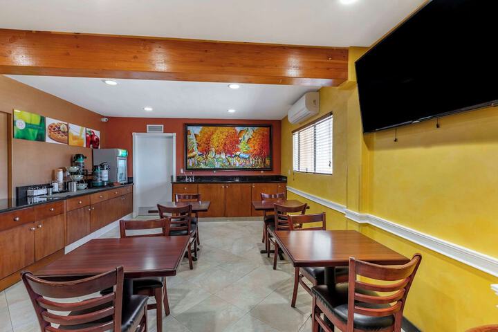 Quality Inn & Suites Westminster Seal Beach